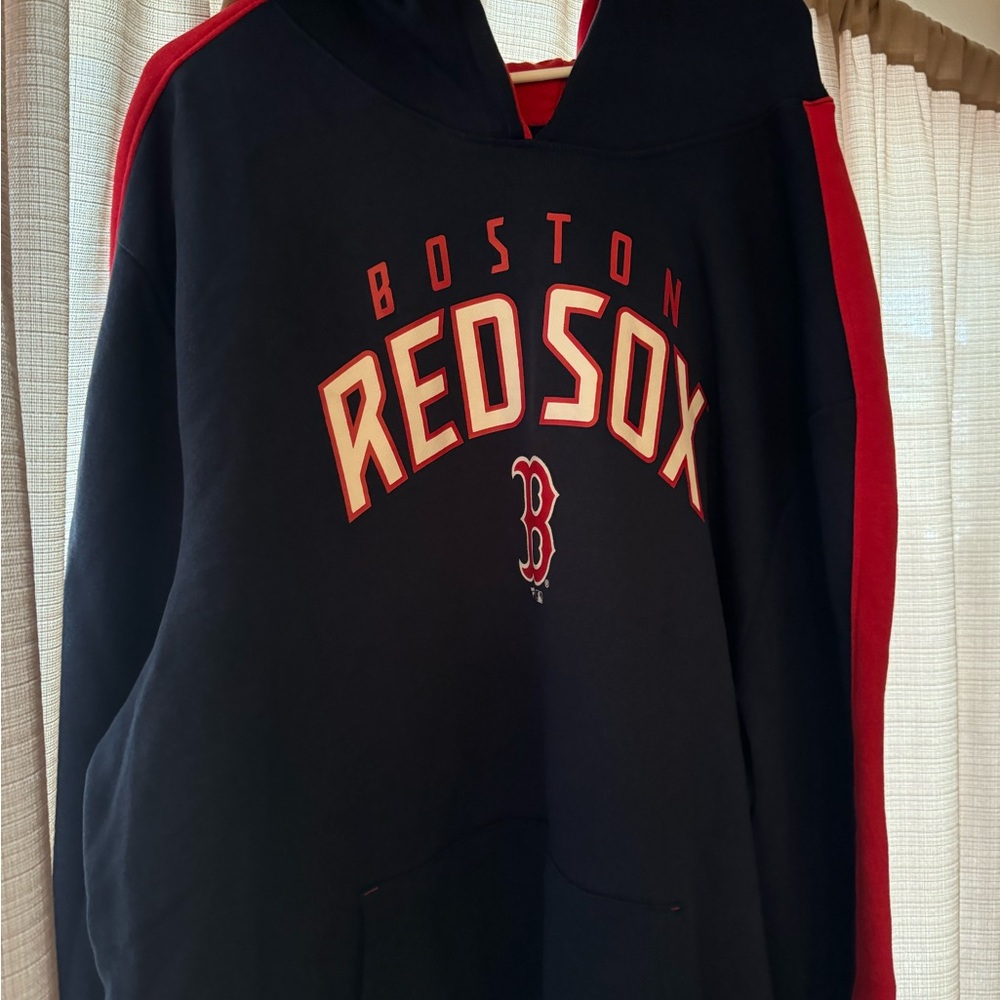 Fanatics Black and Red Sweatshirt Boston Red Sox